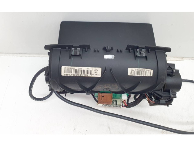 Дисплей    015609136800   Alfa Romeo Giulietta