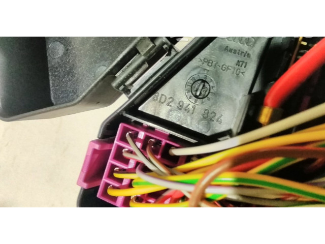 Pojistková skříňka 8D2941824 Audi A4 S4 B6 8E 8H 2002