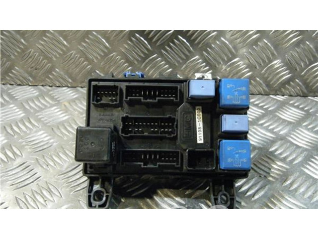 Блок предохранителей 911981C000 Hyundai Getz