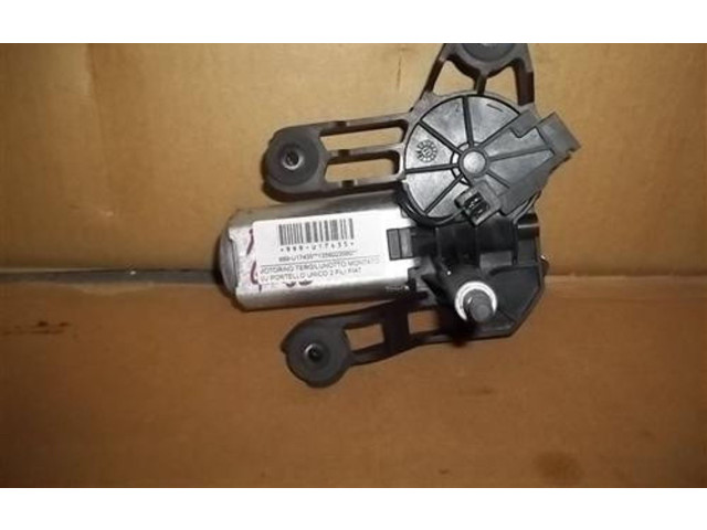 Моторчик заднего дворника 1356022080, 999-U17435    Fiat Qubo