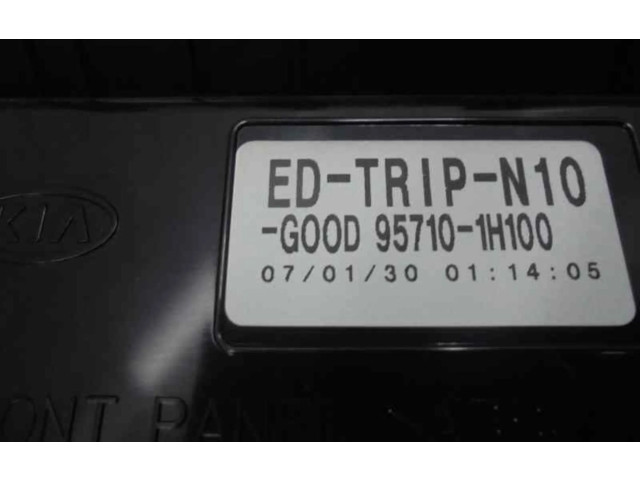 Дисплей 957101H100 KIA Ceed