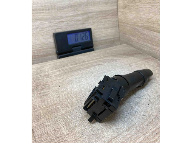 Ручка стеклоочистителей Mitsubishi L200 2006 - 2014 года E532016