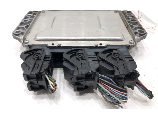 Řídící jednotka 237103317R Renault Clio IV 2018