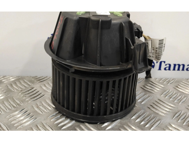 Вентилятор печки       Dacia Sandero