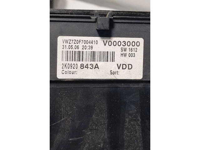 Přístrojová deska Volkswagen Caddy 2007 2K0920843A, V0003000