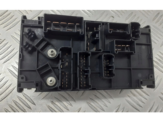 Блок предохранителей 82241SC020 Subaru Forester SH