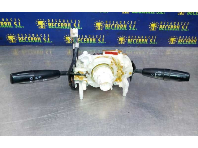 Ручка стеклоочистителей 93400FD110   KIA Rio