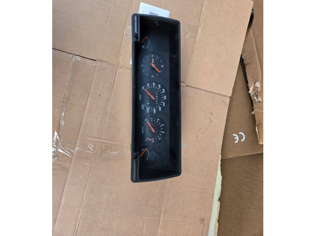 Přístrojová deska Volvo 740 1988 444001079