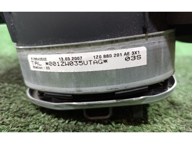 Подушка безопасности водителя 1Z0880201AE, 1Z0880201AE Skoda Octavia Mk2 (1Z)