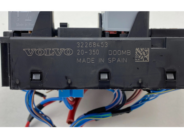 Блок предохранителей 32268453 Volvo S60