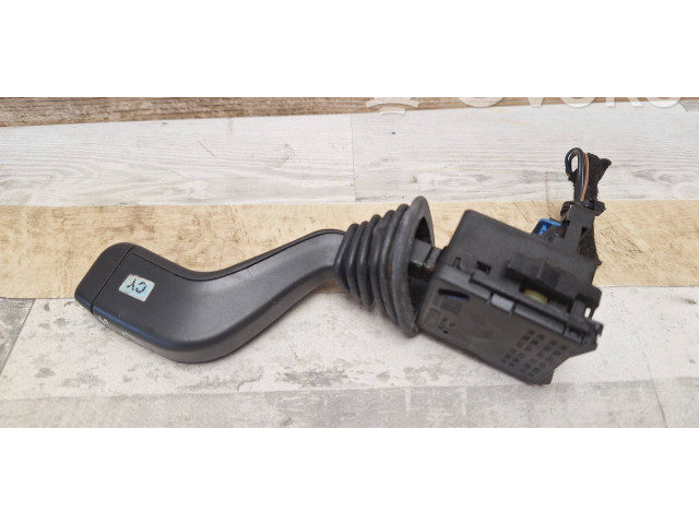 Ручка стеклоочистителей 09185413, 09185415 Opel Meriva A