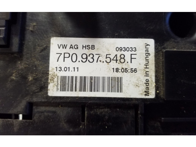 Pojistková skříňka 7P0937548F Volkswagen Touareg II 2011