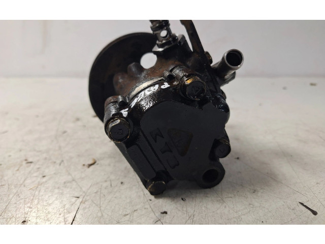 Насос усилителя руля Mitsubishi L200