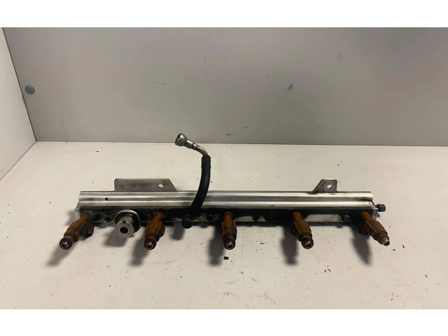 Vstřikovací lišta 9186836, 01469833 Volvo S80