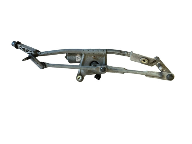 Моторчик дворников 9171901, 8624239    Volvo V70