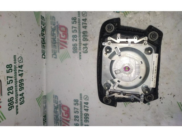 Подушка безопасности водителя 2K0880201B, 2K0880201B Volkswagen Caddy