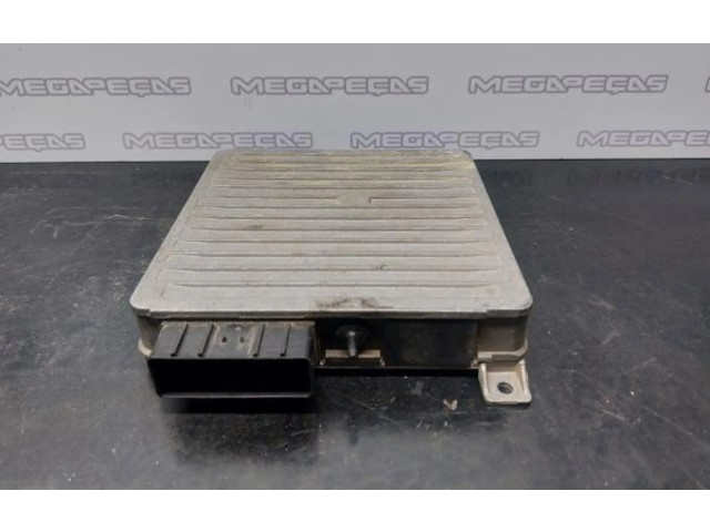 Блок управления двигателя MKC101610 Rover 200 XV