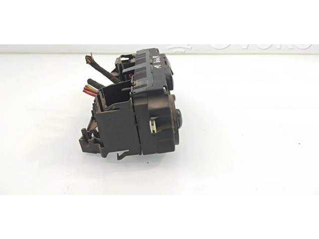 Блок управления климат-контролем    Volkswagen Caddy