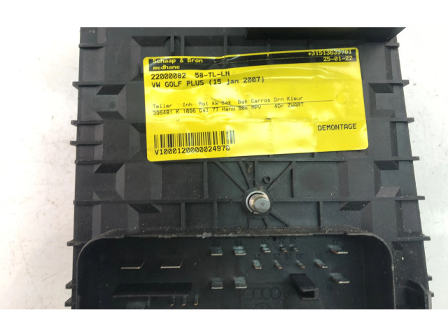 Блок предохранителей 1K0937125A Volkswagen Golf Plus