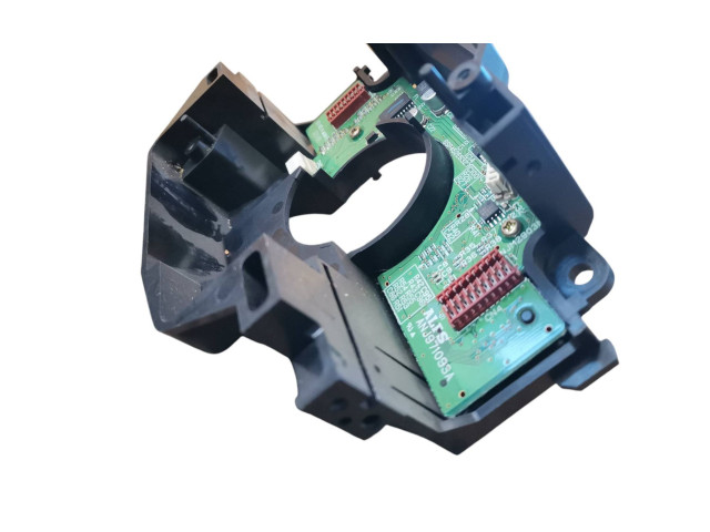 Ручка стеклоочистителей 30658614   Volvo V70