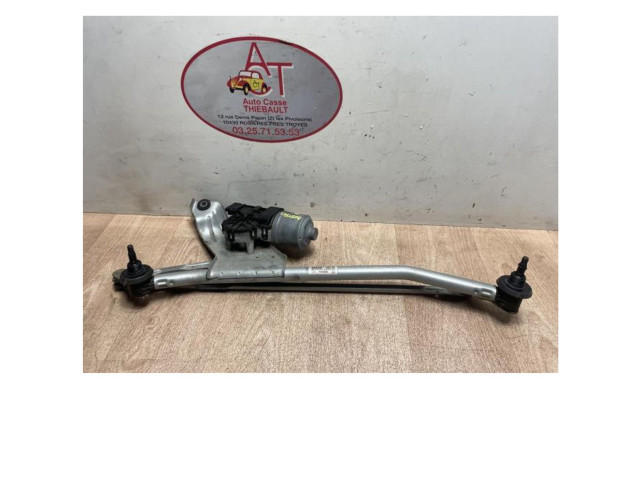 Двигатель стеклоочистителей 8200619512, 8200619512   Dacia Duster