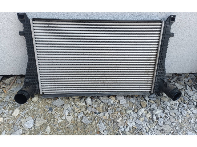 Интеркулер 5Q0145803 Volkswagen Golf VII
