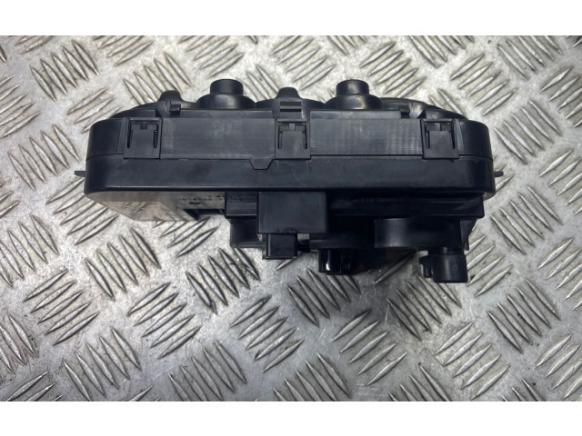 Блок управления климат-контролем 1688302285, HW3901   Mercedes-Benz A W168