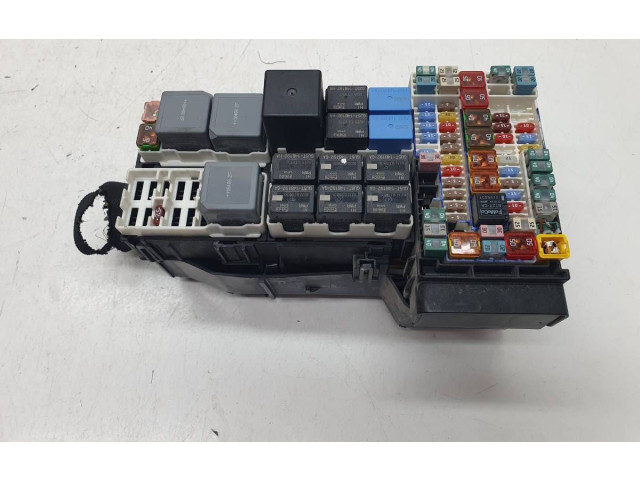 Блок предохранителей GK2T-14401-CMB Ford Transit Custom