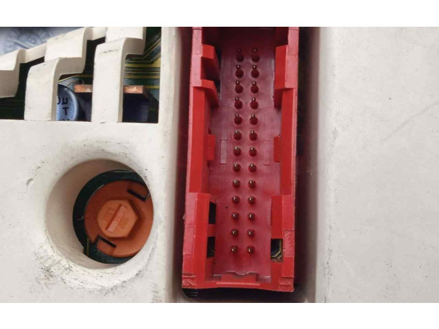 Панель приборов Audi A6 S6 C4 4A