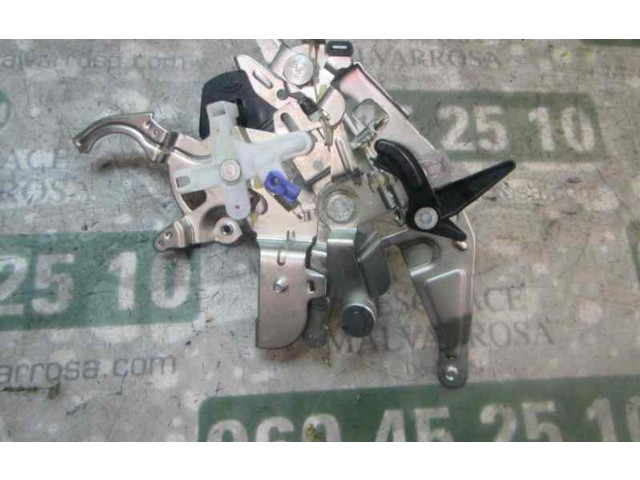 Zámek zadních dveří 825087319R Dacia Dokker 2015