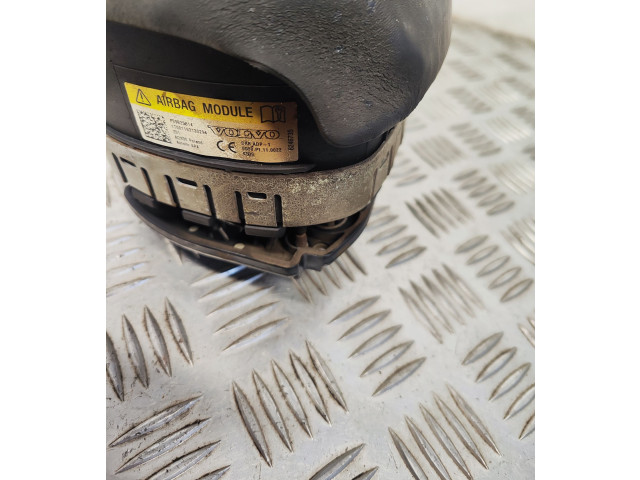 Подушка безопасности водителя 39825814   Volvo S90, V90