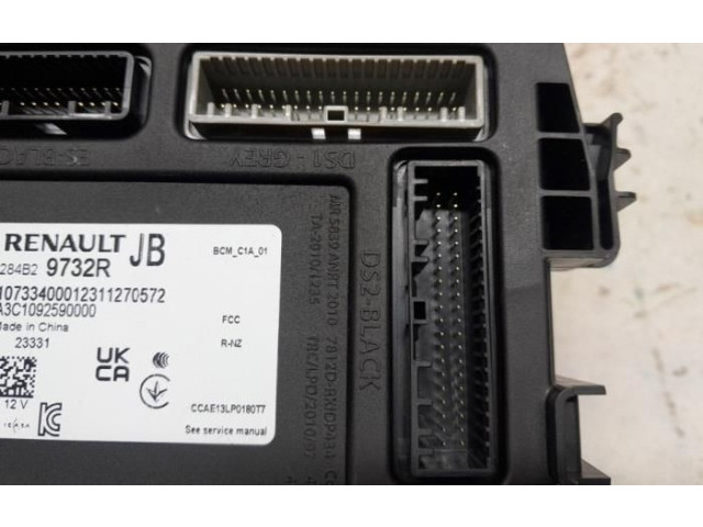 Блок управления 23331, 284B29732R Dacia Sandero III