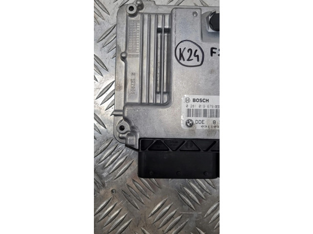 Řídící jednotka 8573258   BMW 1 F20 F21 2015