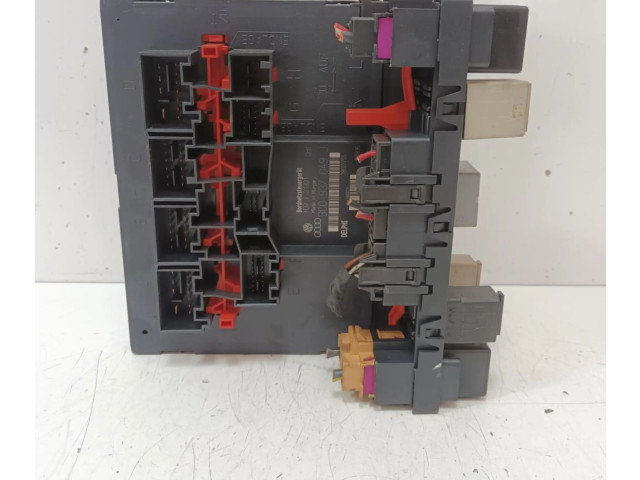 Pojistková skříňka 3C0937049J Volkswagen PASSAT