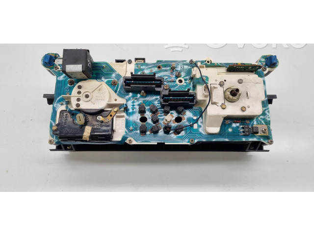 Přístrojová deska Audi 80 90 B2 1981 81117434, 857919105