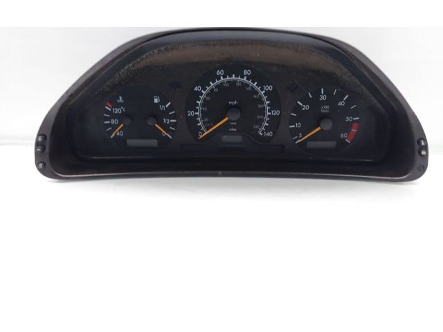 Přístrojová deska Mercedes-Benz E AMG W210 1996 2105400347, 110.008.689