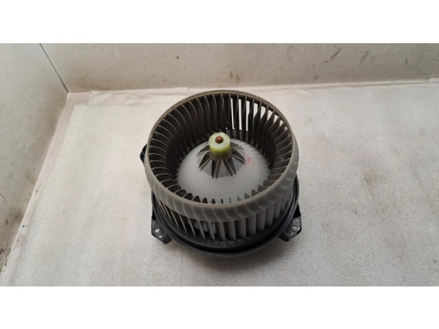 Вентилятор печки    8710302150, 2727008103   Toyota Auris 150