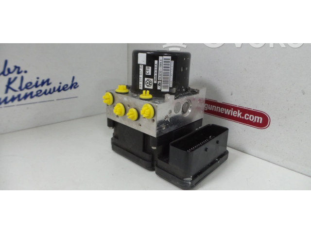 Блок АБС 1K0614517EJ, 1K0907379CC Volkswagen Jetta VI 2011 - 2018 года