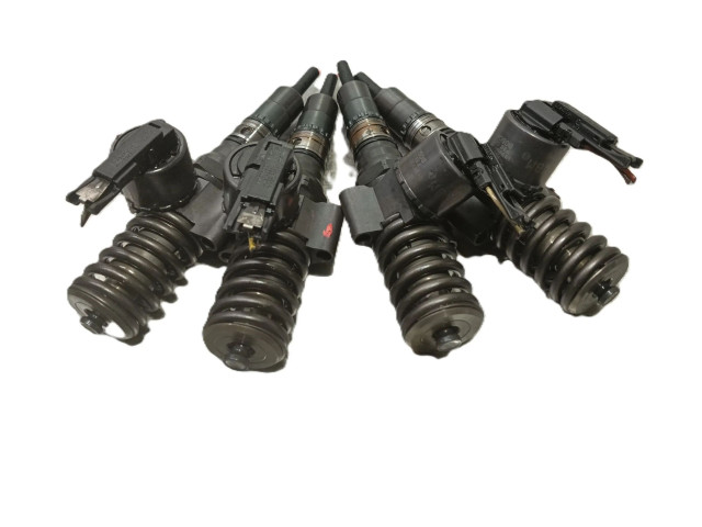 Форсунка MN980235, 03G130073G Mitsubishi Lancer X BWC