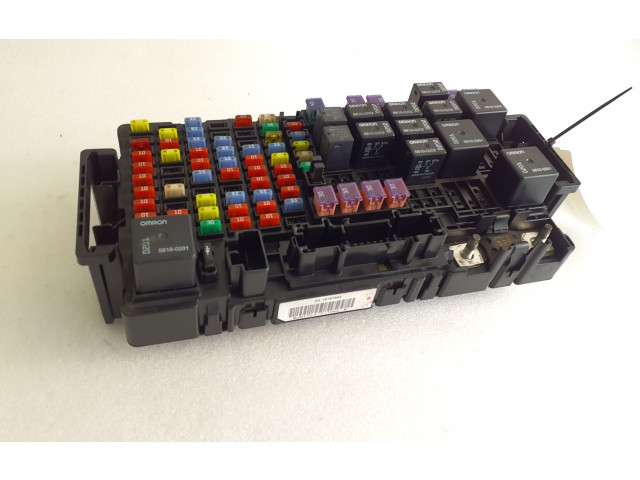   Pojistková skříňka 15791564, 0353935   Hummer H3 2007