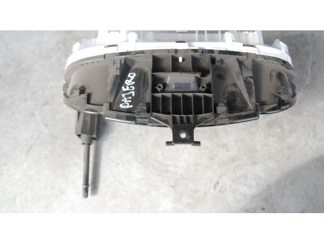 Přístrojová deska Mitsubishi Pajero 2015 810B217, 200KM