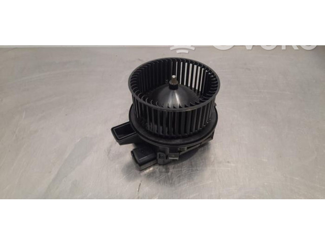 Вентилятор печки    4M1820021C   Audi Q5 SQ5