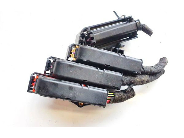   Pojistková skříňka 4l0971846, 4e0906230   Audi Q7 4L 2006