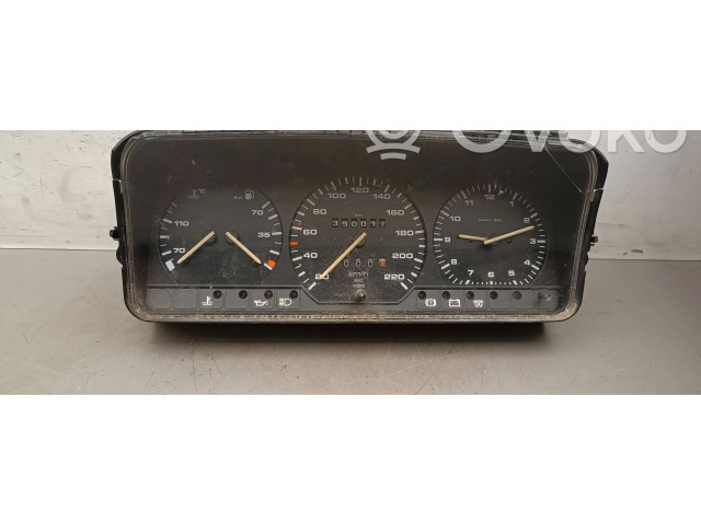 Přístrojová deska Volkswagen PASSAT B3 1991 357919033, 110008471