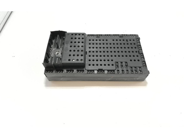 Блок предохранителей 30679527, 03W515   Volvo V70    