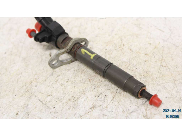 Форсунка 36002704    Volvo V70  D5244T14 