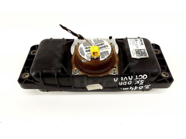 Подушка безопасности пассажира 8V0880204D Skoda Octavia Mk3 (5E)
