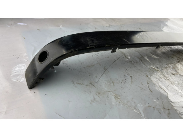 Отделочная ленточка заднего бампера