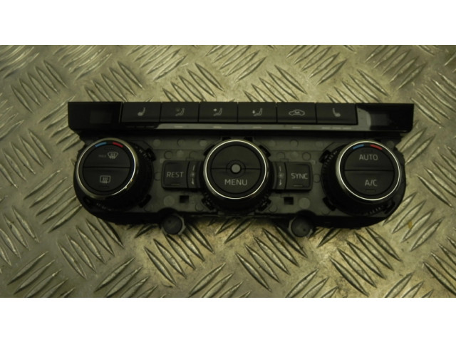 Блок управления климат-контролем 3V0907044AR, Y1048   Skoda Superb B8 (3V)