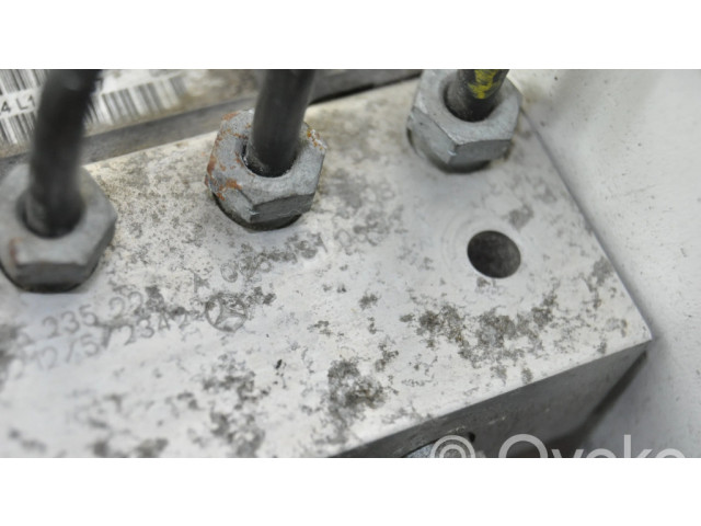 Блок АБС A0064810812 Mercedes-Benz A W169 2004-2012 года
